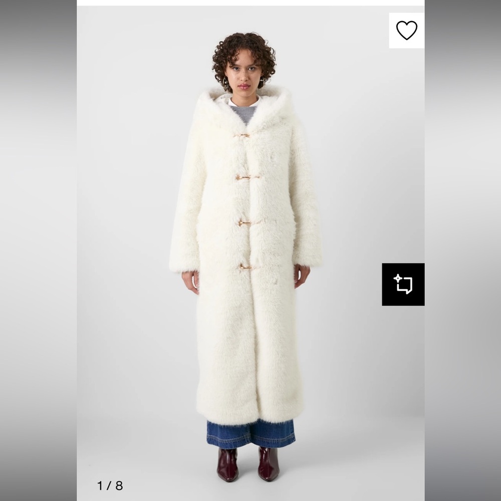 Small GAP X CULT GAIA FAUX FUR COAT ( fits like a med/ large)